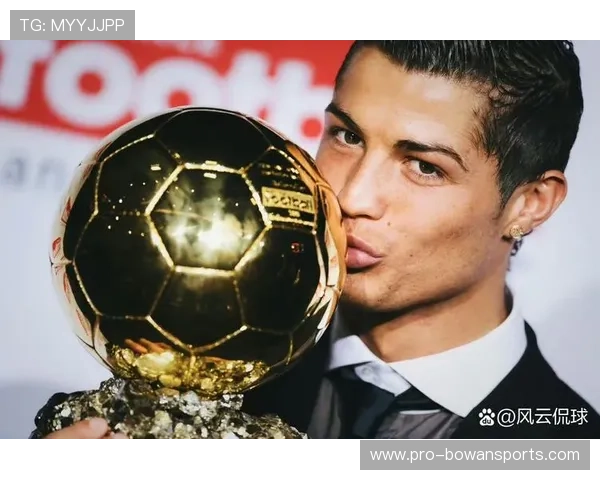 足球球星光鲜外表背后隐藏的疯狂生活与无尽困扰揭秘